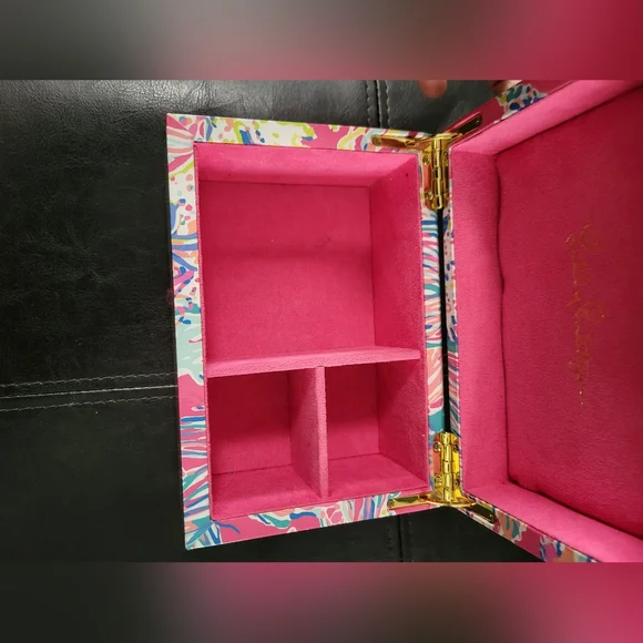 Lilly Pulitzer Jewelry Box Dragonfruit Sunken Treasure Pattern Pink Turquoise - Picture 6 of 13